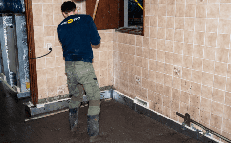 Murprotec führ eine Kellerentwässerung durch